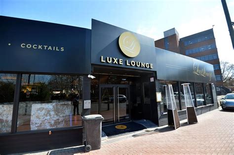LUXE LOUNGE.